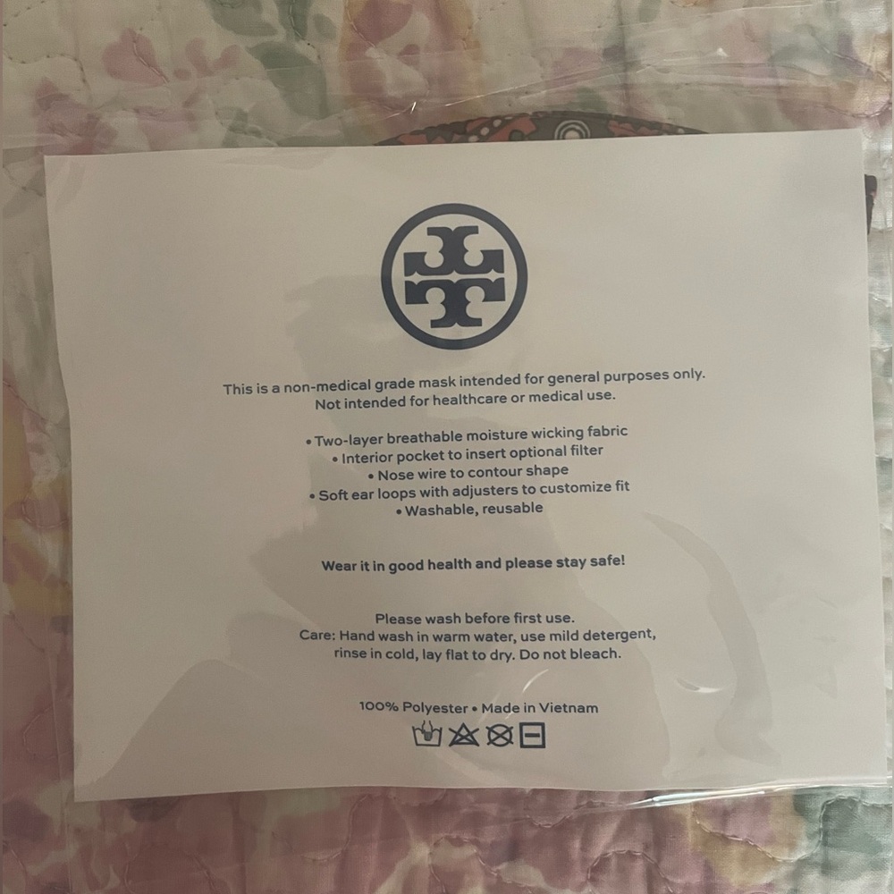 Tory Burch mask- NWT - Picture 2 of 2